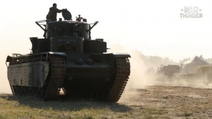 Танк Т-35 - наземный броненосец